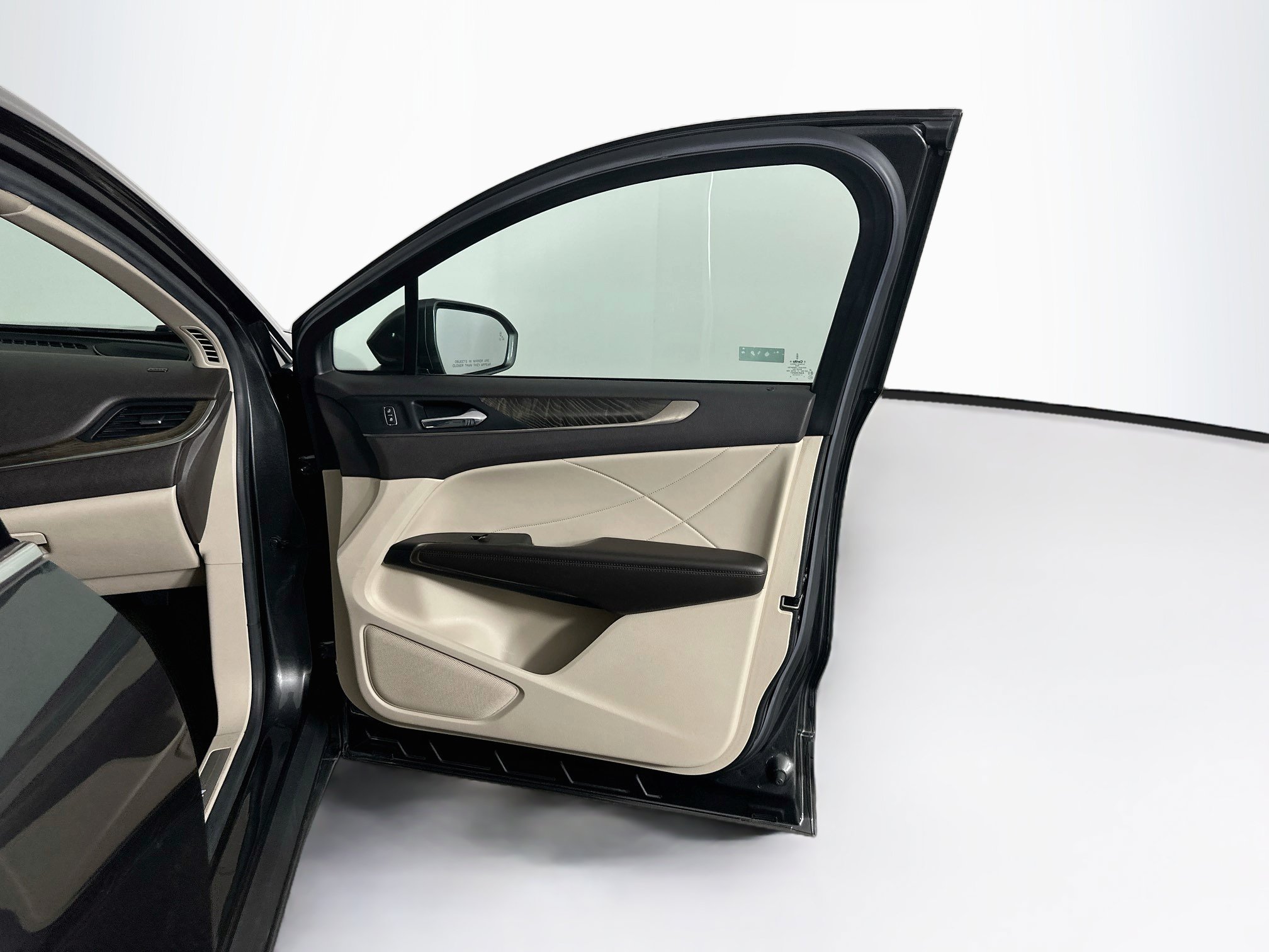 Used 2017 Lincoln MKC Reserve FWD image 32