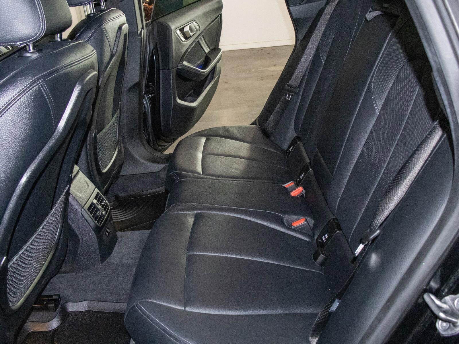 Used 2022 BMW M235i xDrive Gran Coupe M235i xDrive w/ Shadowloine Package image 15