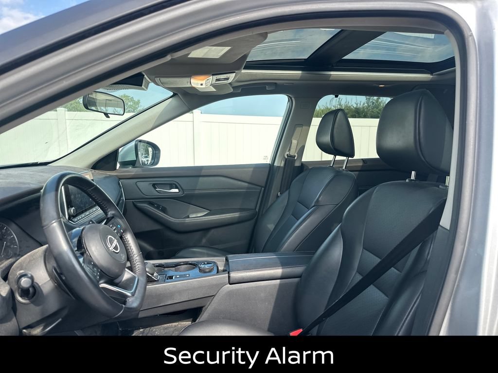 Certified 2023 Nissan Rogue SV w/ SV Premium B Package AWD/4WD image 8