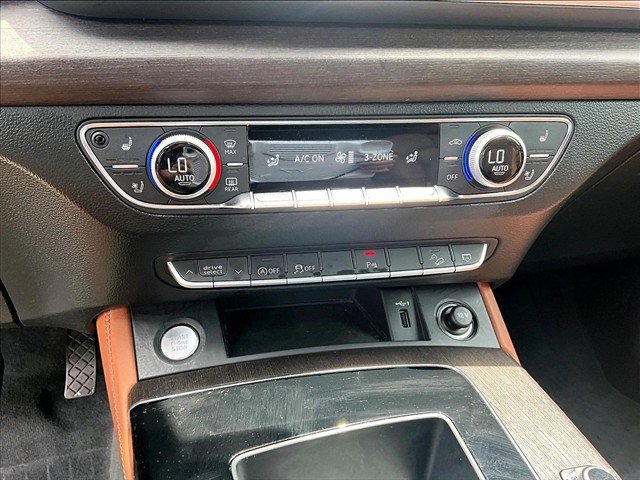 Used 2022 Audi Q5 2.0T Premium Plus AWD/4WD image 23