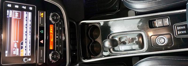 Used 2019 Mitsubishi Outlander SE image 22