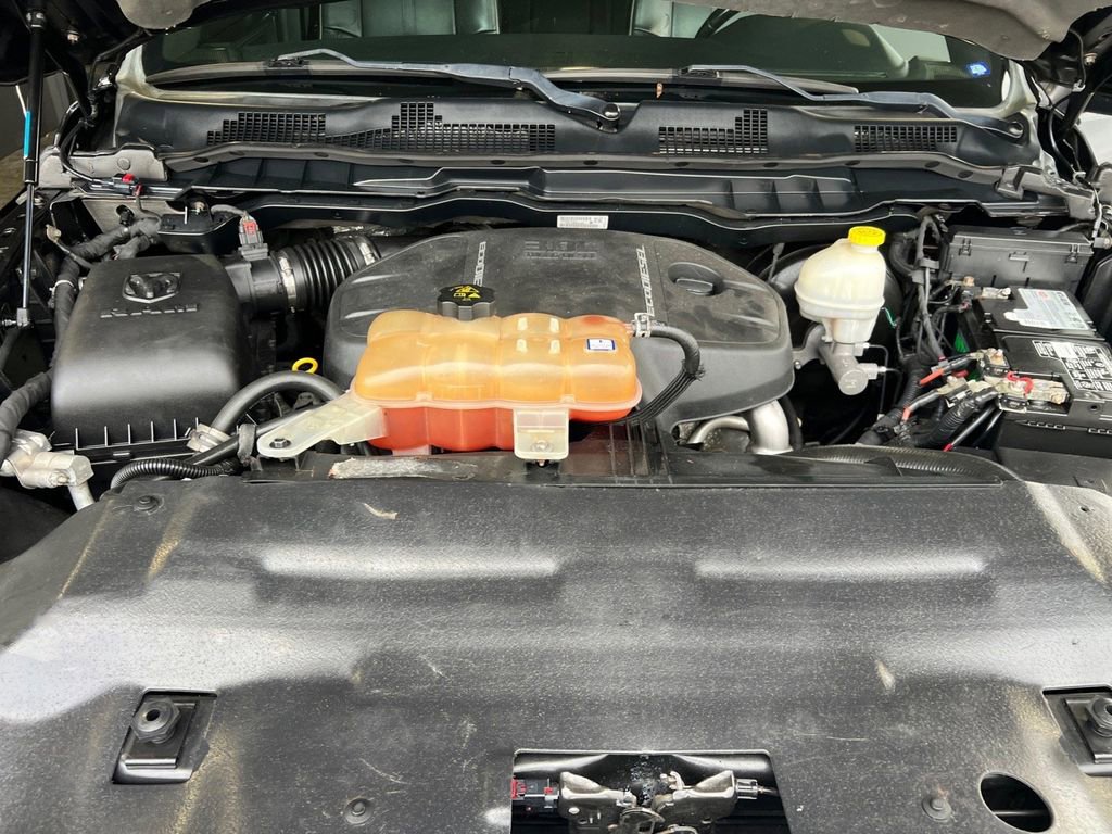 Used 2015 RAM 1500 Limited image 41