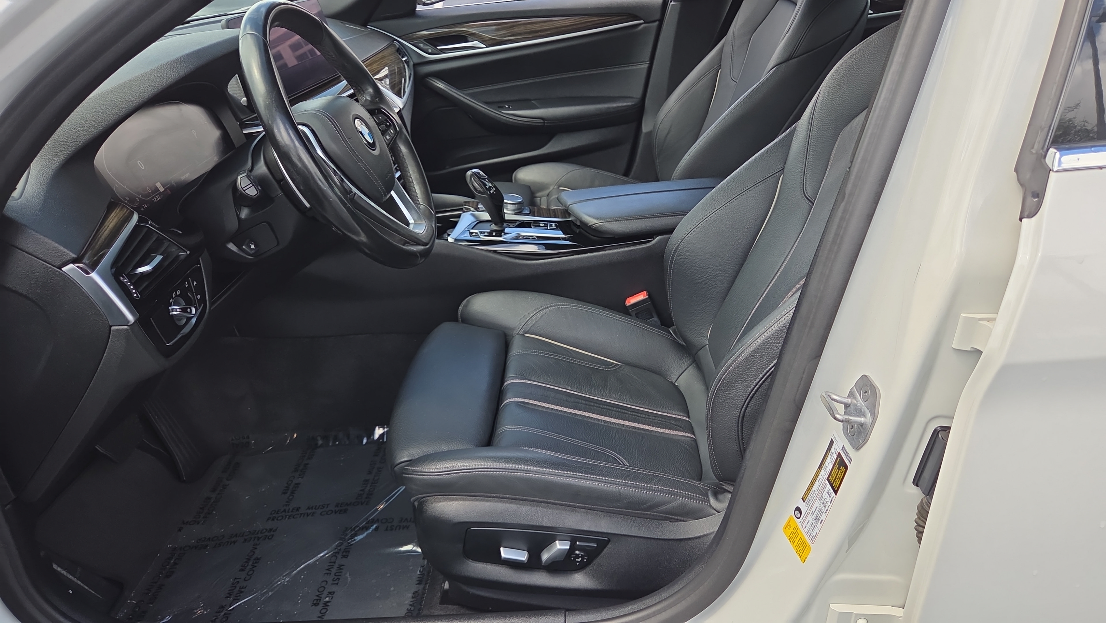 Used 2021 BMW 540i w/ Convenience Package RWD image 9