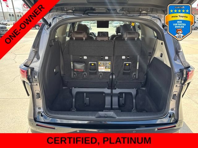 Used 2023 Toyota Sienna Platinum FWD image 16