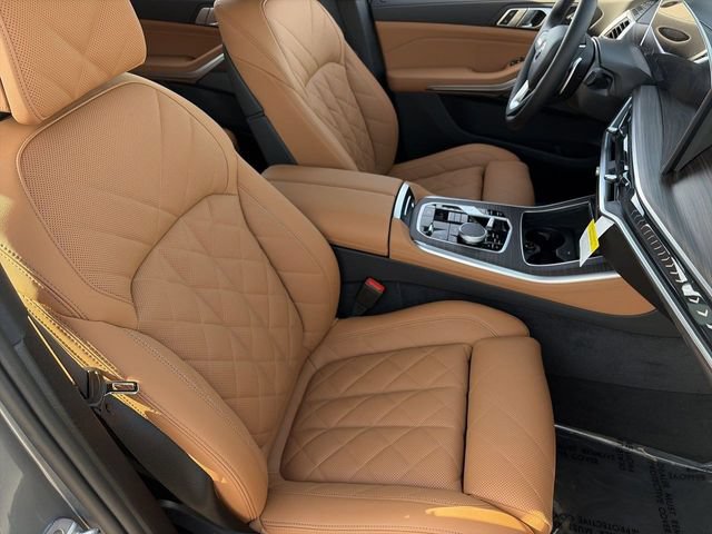 Used 2026 BMW X5 xDrive50e AWD/4WD image 11