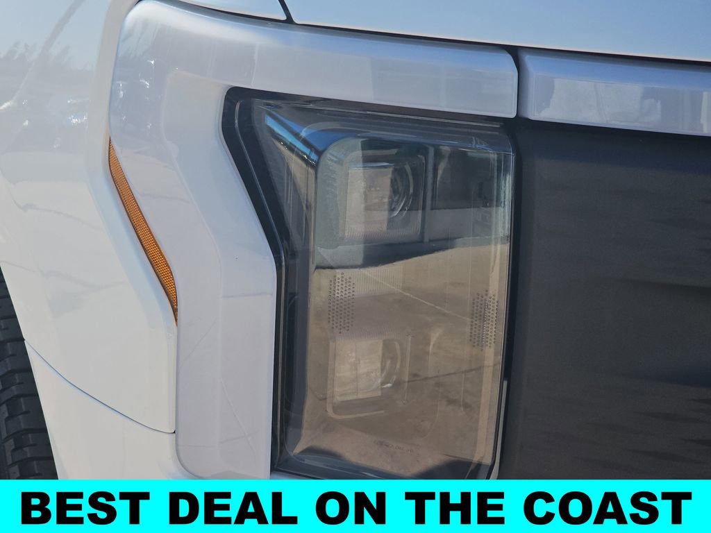 New 2025 Ford F150 Lightning XLT AWD/4WD image 34
