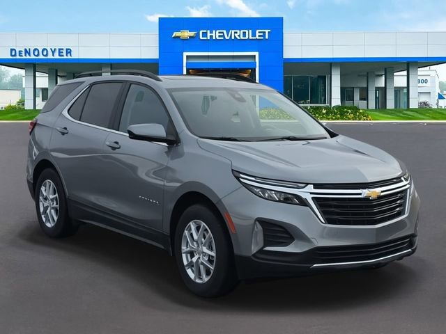 Used 2024 Chevrolet Equinox LT image 3