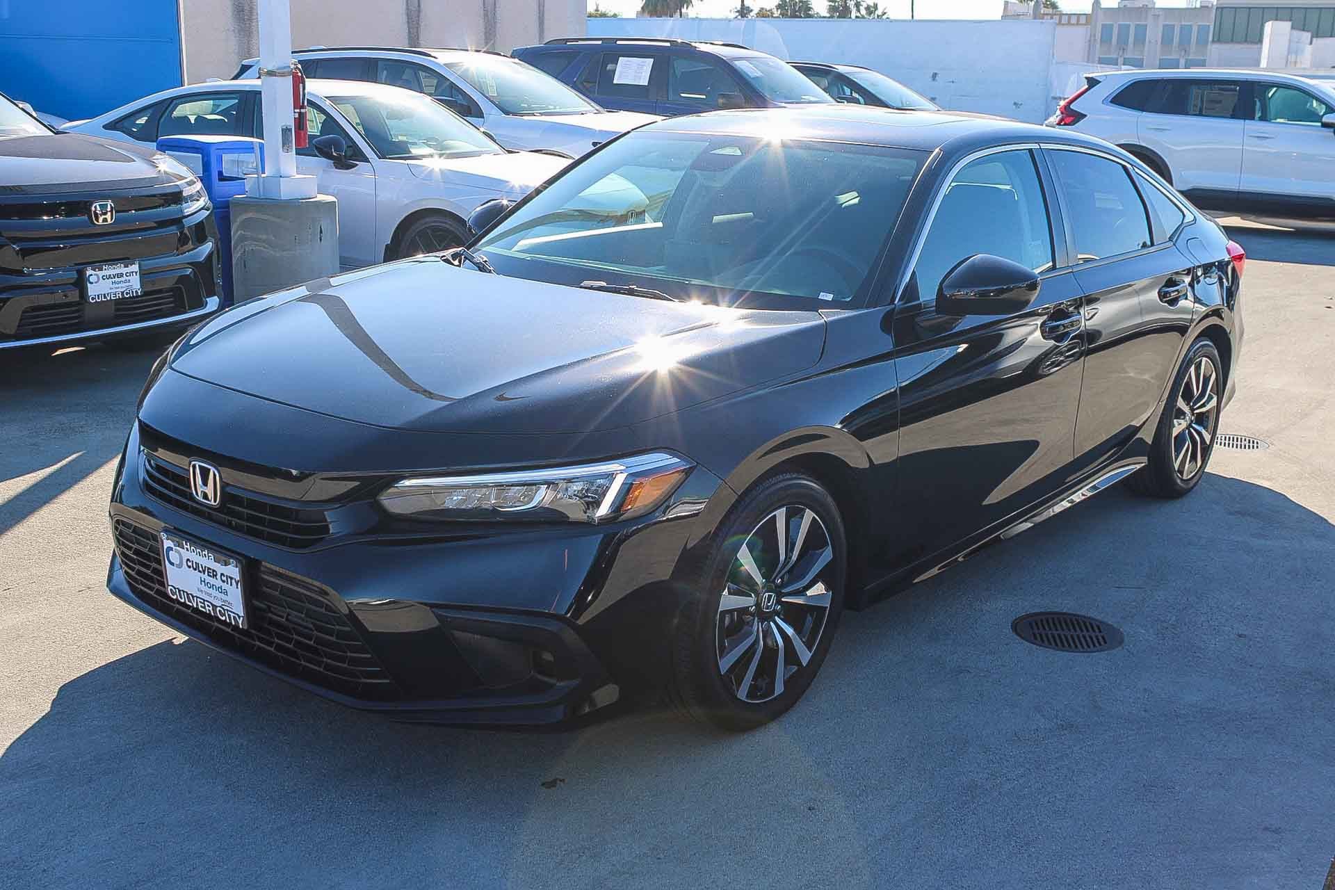 Certified 2024 Honda Civic EX image 3