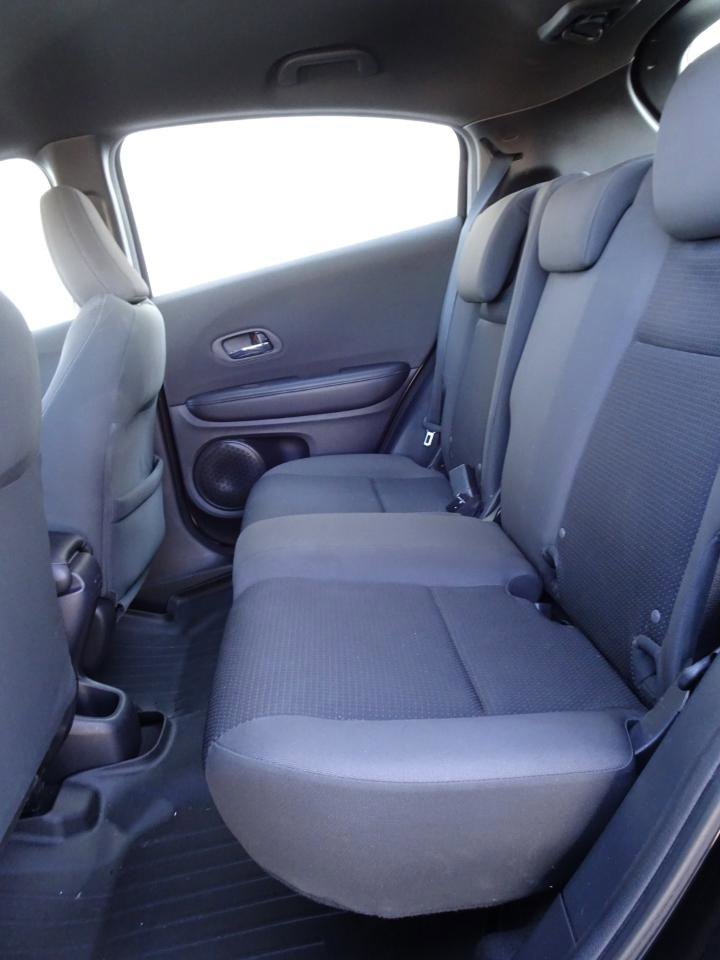 Used 2019 Honda HR-V Sport image 12