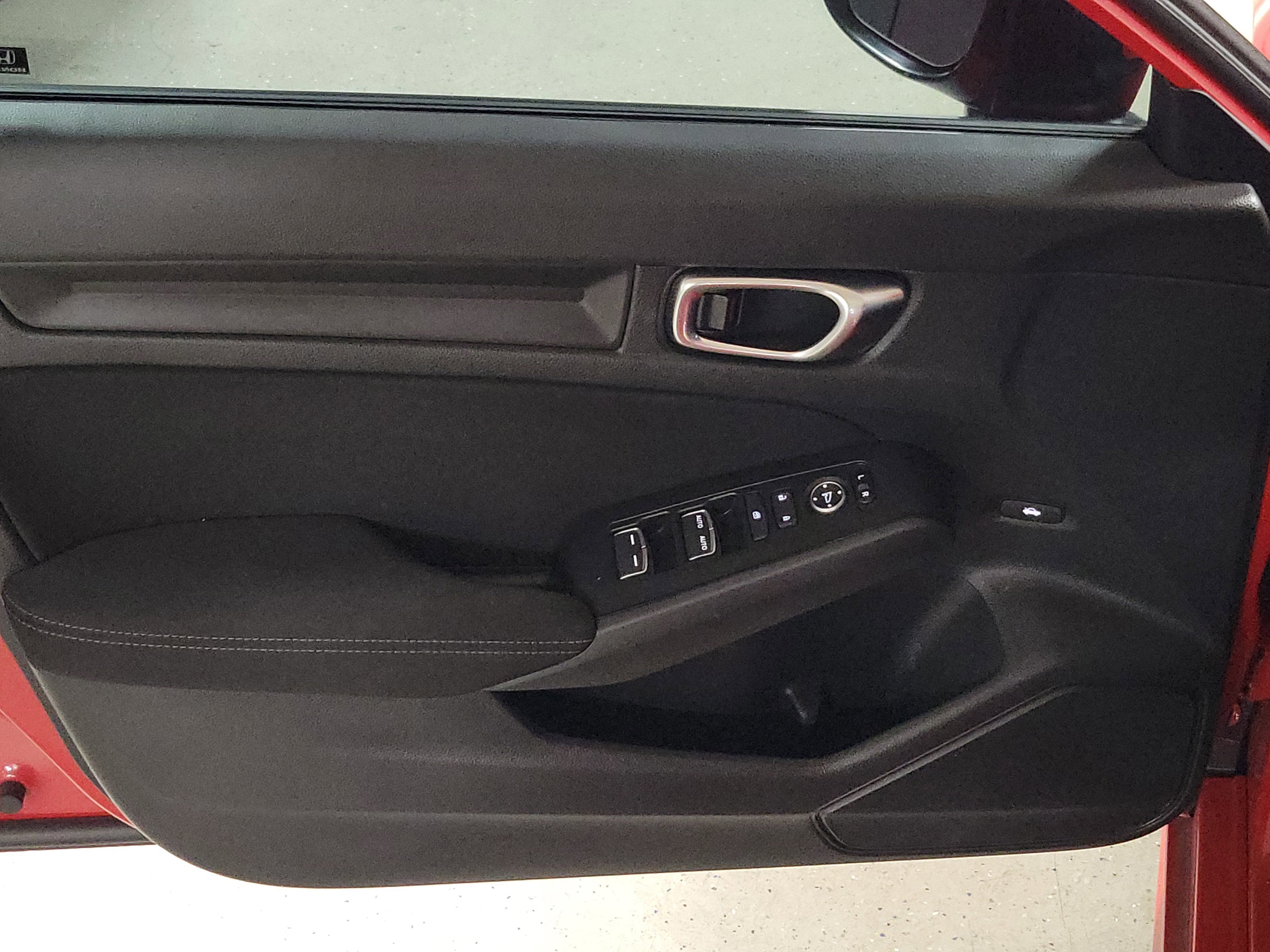 Used 2025 Honda Civic LX image 15