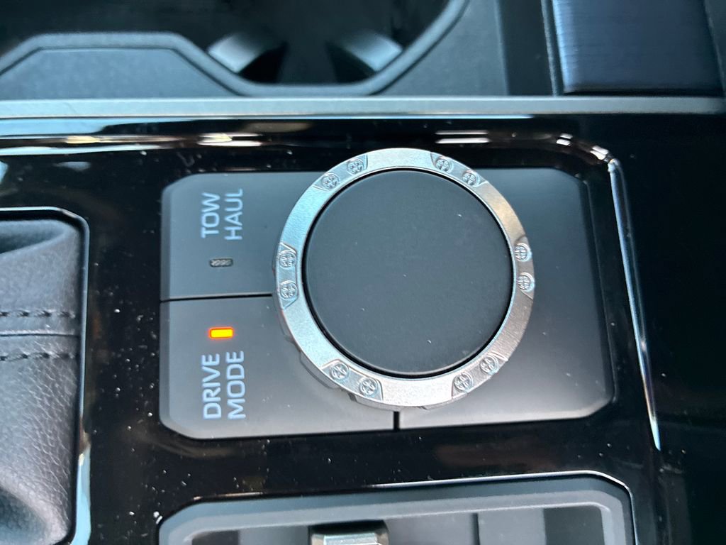 New 2026 Toyota Tundra Platinum image 40