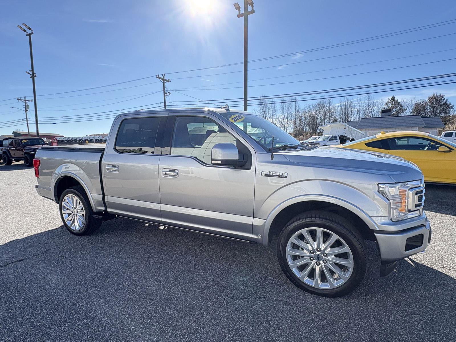Used 2020 Ford F150 Limited w/ Trailer Tow Package image 4