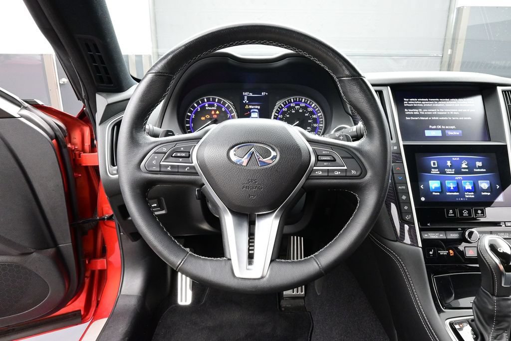 Used 2018 INFINITI Q60 Red Sport 400 AWD/4WD image 8