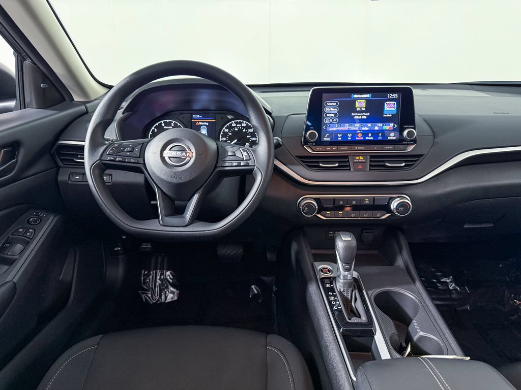 Certified 2025 Nissan Altima 2.5 S FWD image 16