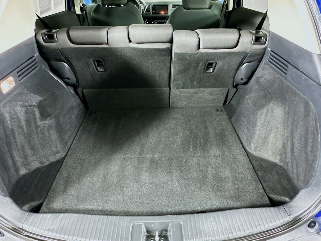 Used 2021 Honda HR-V EX image 32