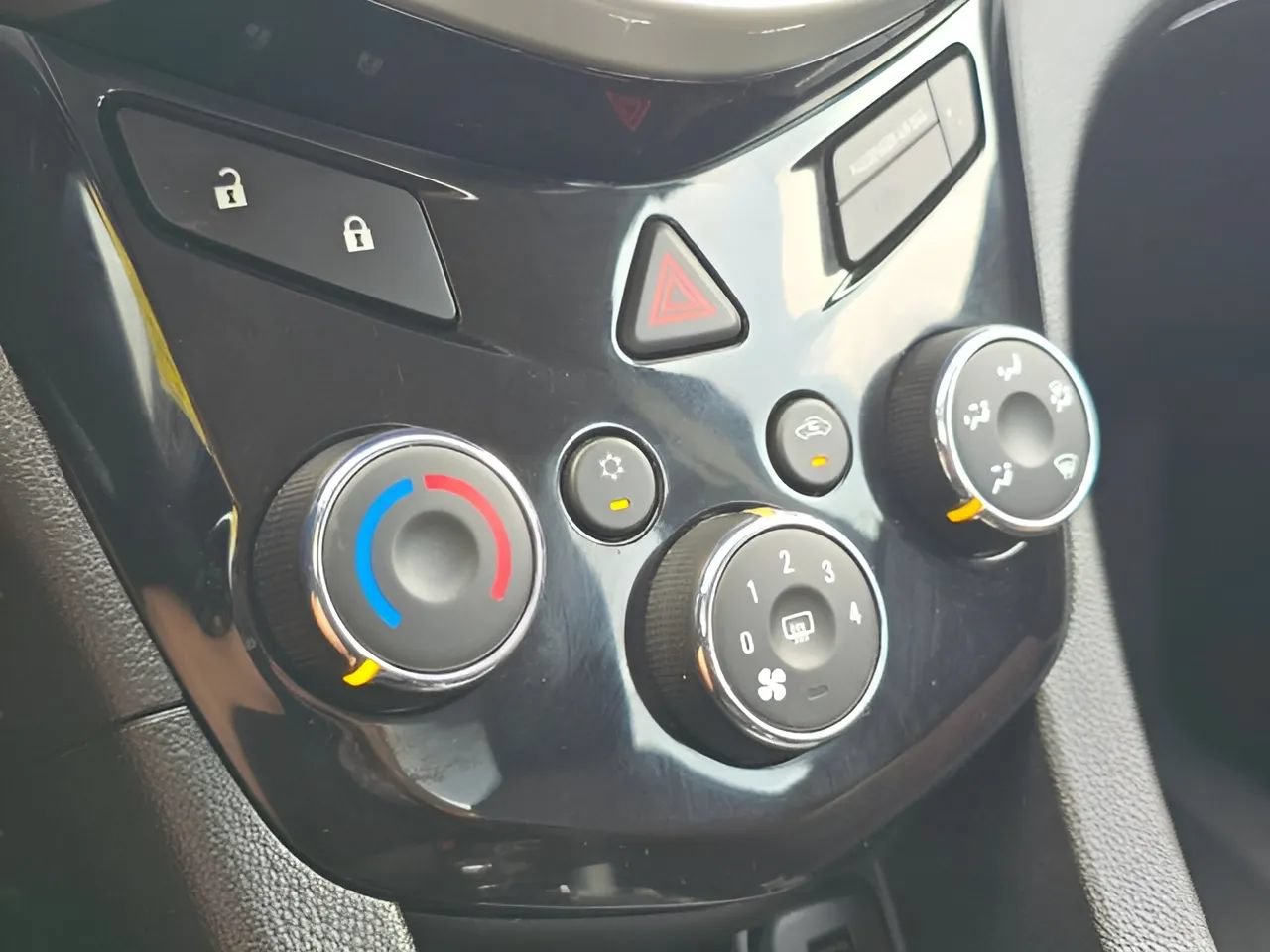 Used 2020 Chevrolet Sonic LT w/ RS Package FWD image 26