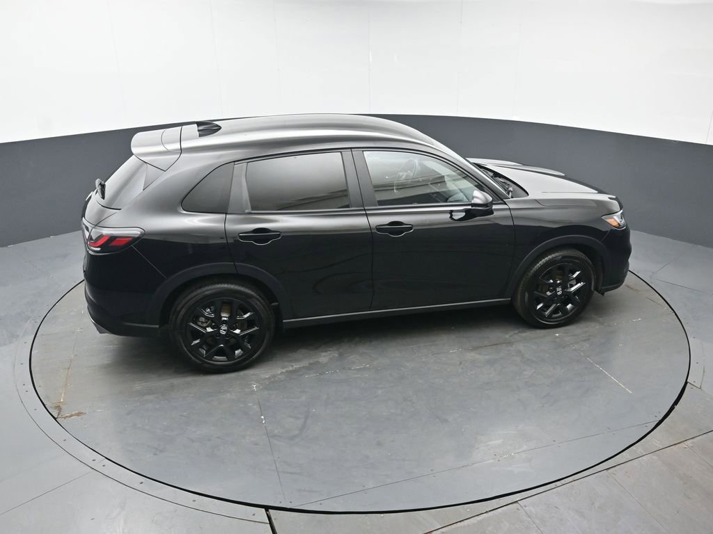 Used 2025 Honda HR-V Sport image 41
