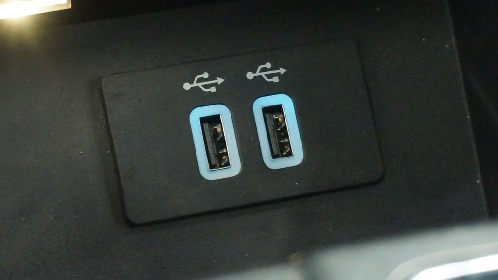 Used 2016 Ford F150 XLT w/ Equipment Group 302A Luxury image 29