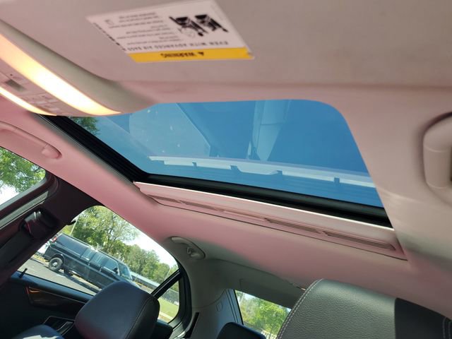 Used 2014 Mercedes-Benz E 350 Sedan image 10