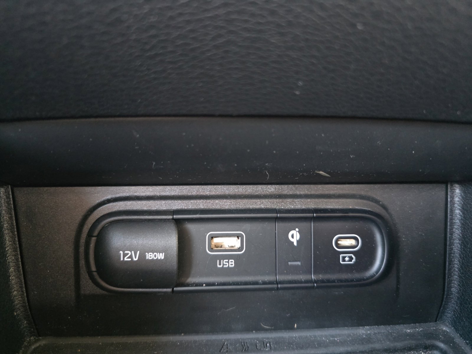 Certified 2023 Kia Sportage EX image 19