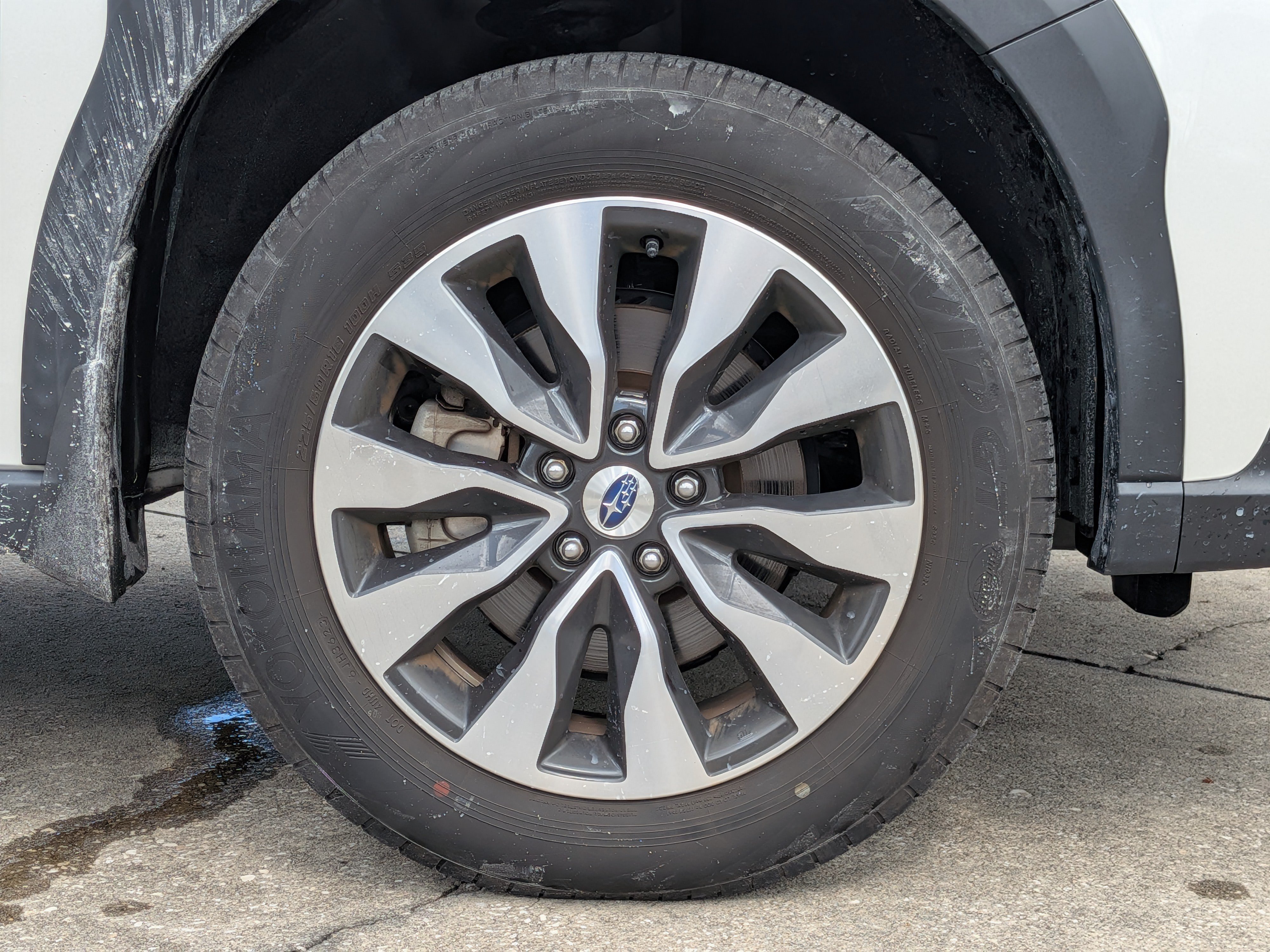 Certified 2024 Subaru Outback Limited AWD/4WD image 11