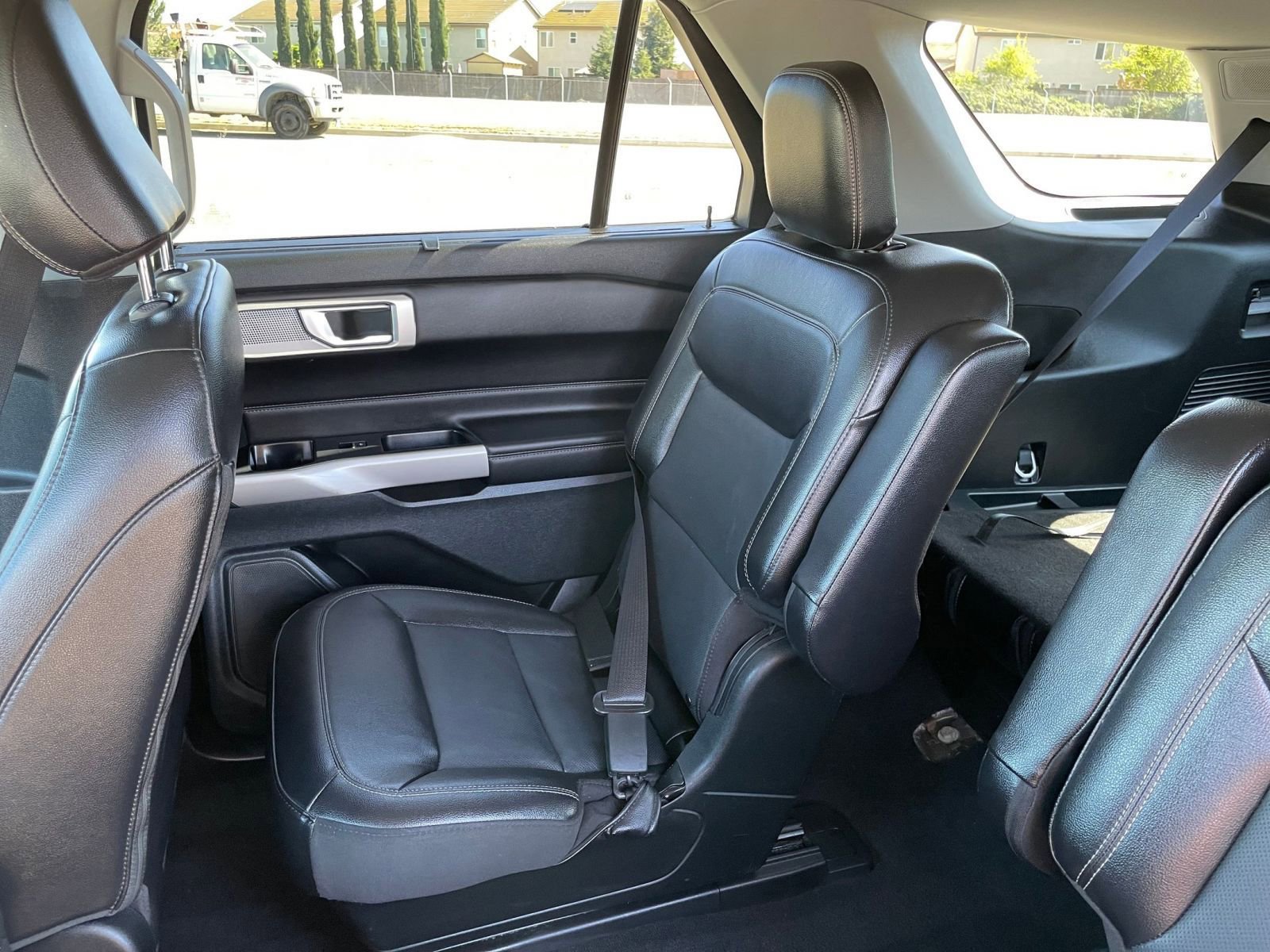 Used 2023 Ford Explorer Limited image 43