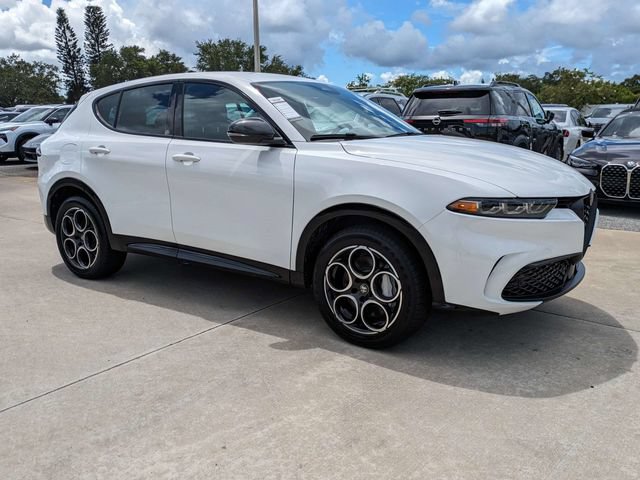 Used 2025 Alfa Romeo Tonale w/ Premium Package