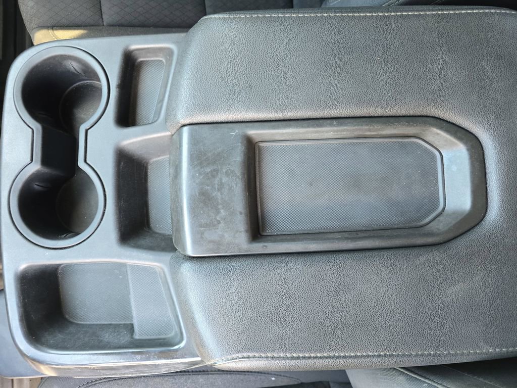 Used 2024 Chevrolet Silverado 2500 LT w/ Convenience Package image 25