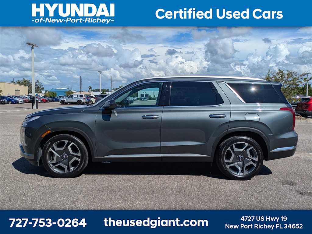 Used 2024 Hyundai Palisade Limited image 2