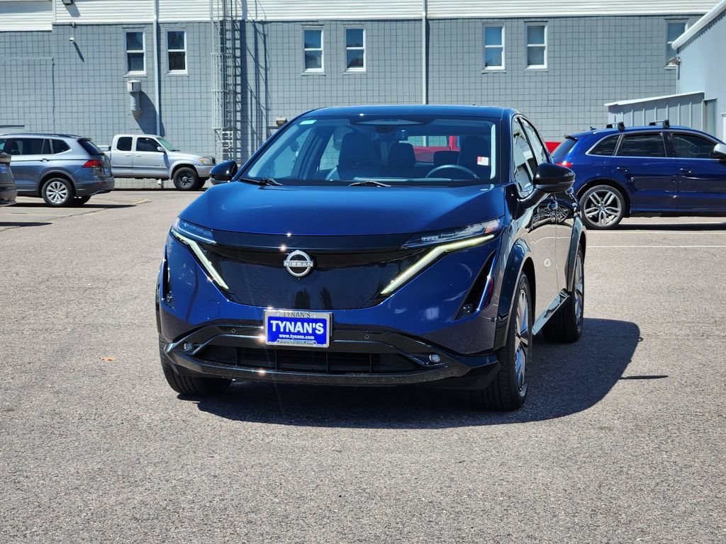 Used 2024 Nissan Ariya AWD image 3