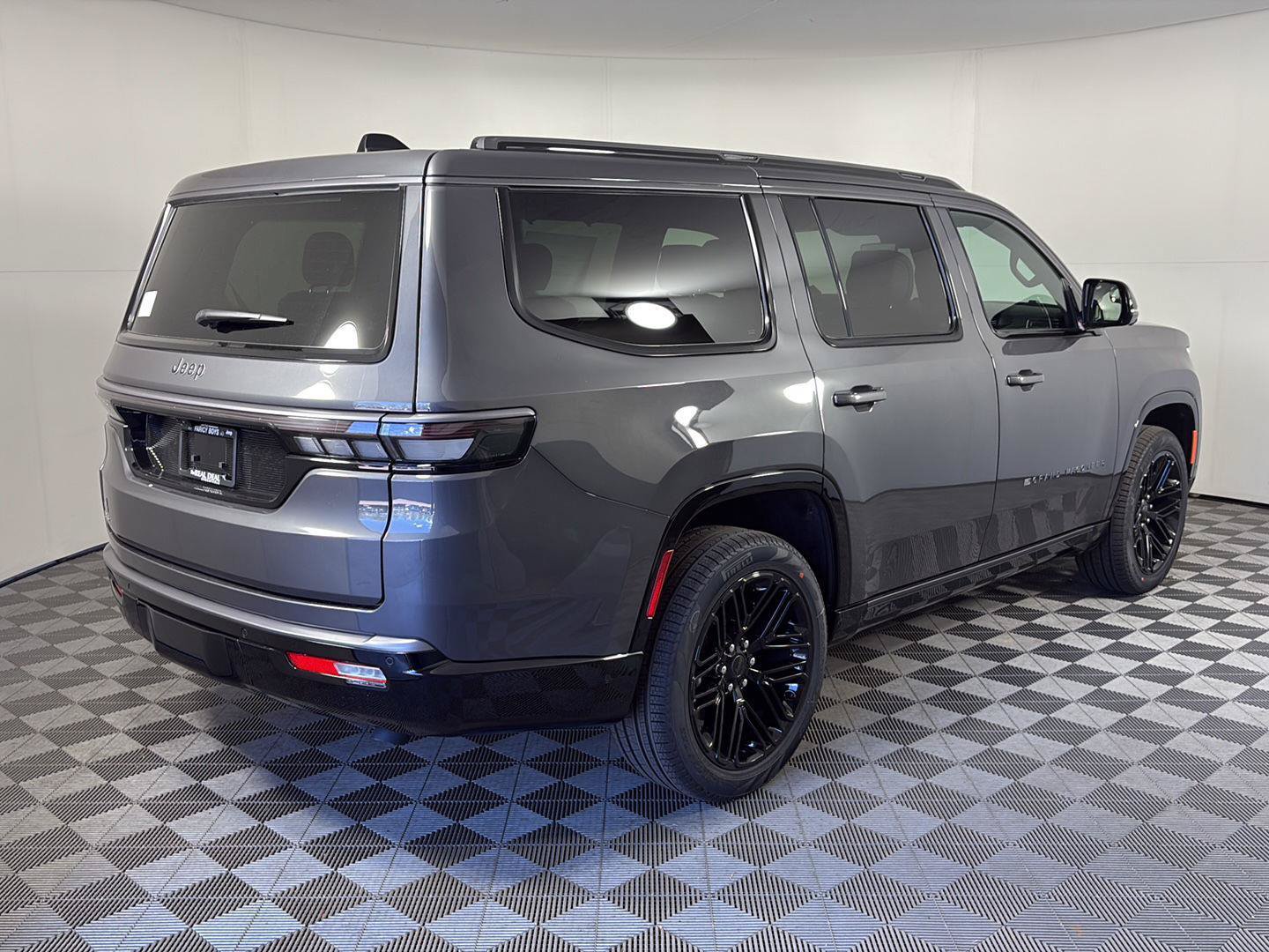 New 2026 Jeep Grand Wagoneer Limited AWD/4WD image 4
