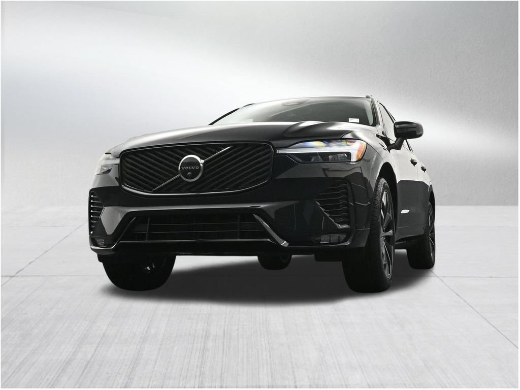 New 2026 Volvo XC60 B5 Plus AWD/4WD image 29