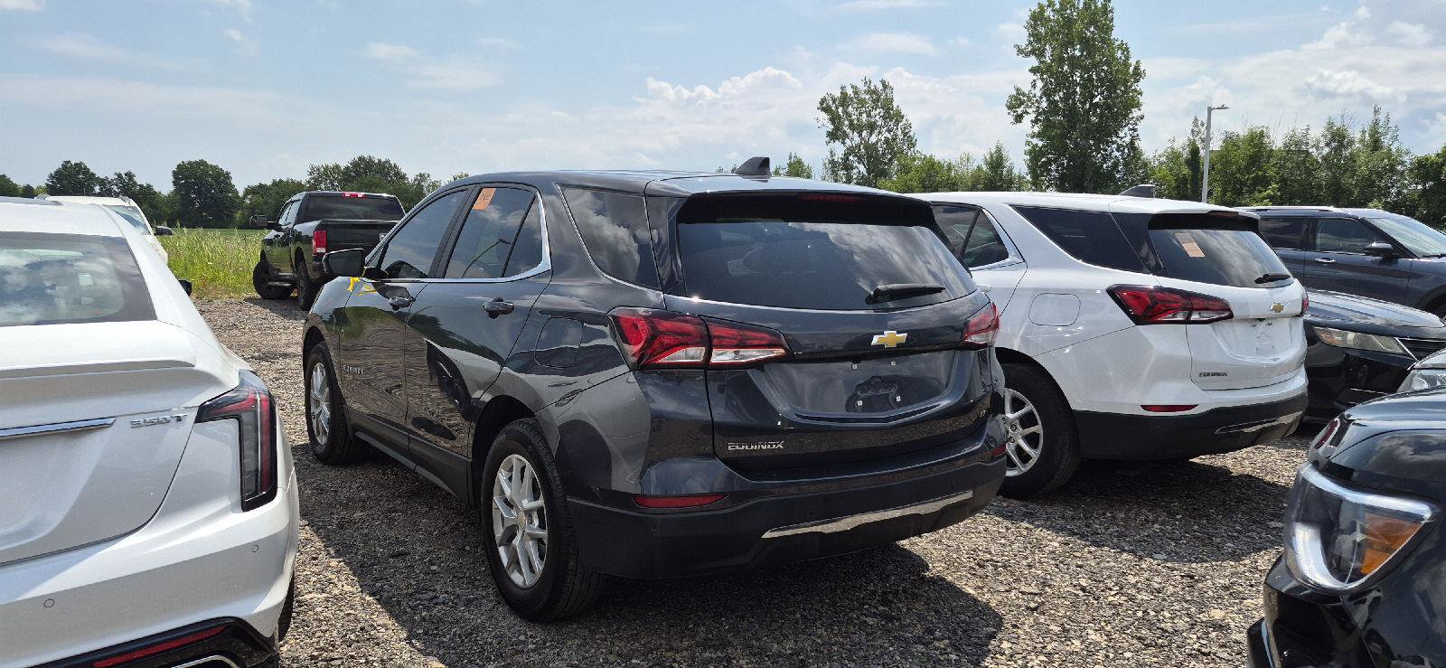 Used 2023 Chevrolet Equinox LT FWD image 4