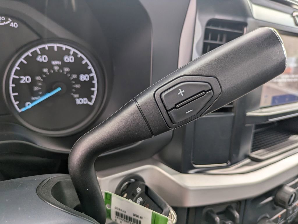 New 2025 Ford F550 4x4 Regular Cab Super Duty image 25