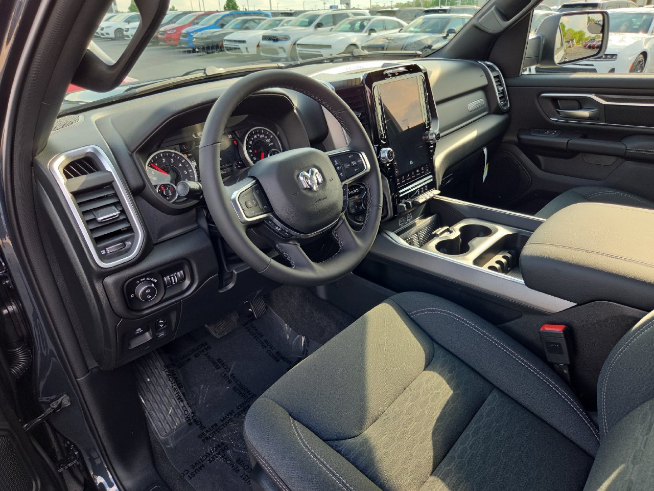 New 2026 RAM 1500 Big Horn AWD/4WD image 17