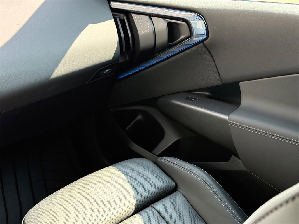 New 2025 BMW X3 xDrive30i w/ M Sport Package image 10