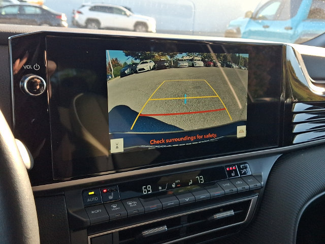 Certified 2026 Toyota Camry Hybrid w/ Multimedia Upgrade Package FWD image 18