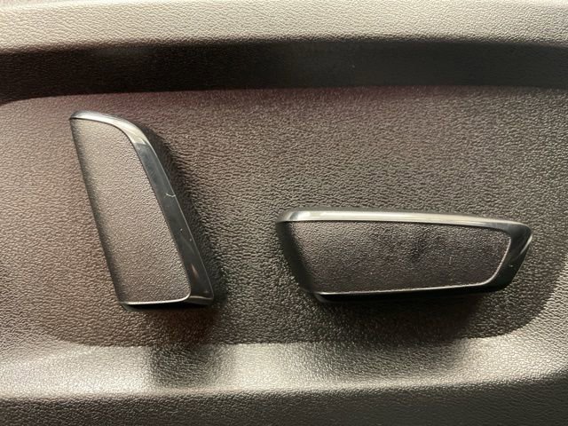 Used 2022 Nissan Rogue SL w/ SL Premium Package image 13