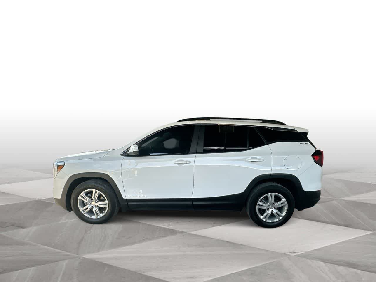 Used 2023 GMC Terrain SLE w/ Driver Convenience Package FWD image 5