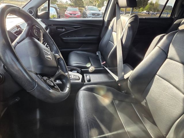 Certified 2020 Honda Pilot Touring image 9