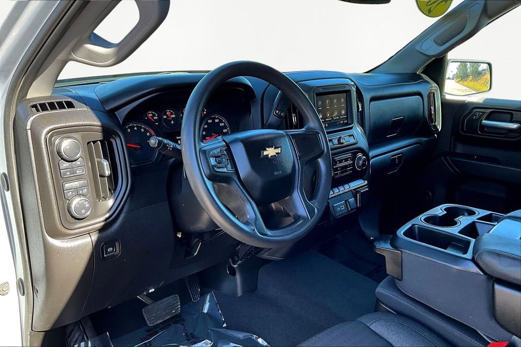Used 2024 Chevrolet Silverado 1500 Custom image 13