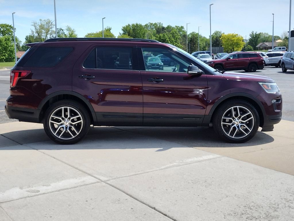 Used 2019 Ford Explorer Sport w/ Equipment Group 401A AWD/4WD image 16