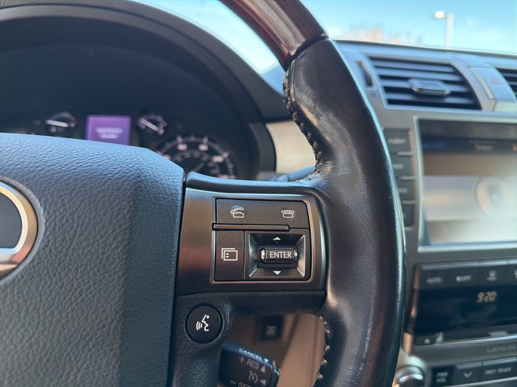 Used 2016 Lexus GX 460 w/ Premium Package image 40