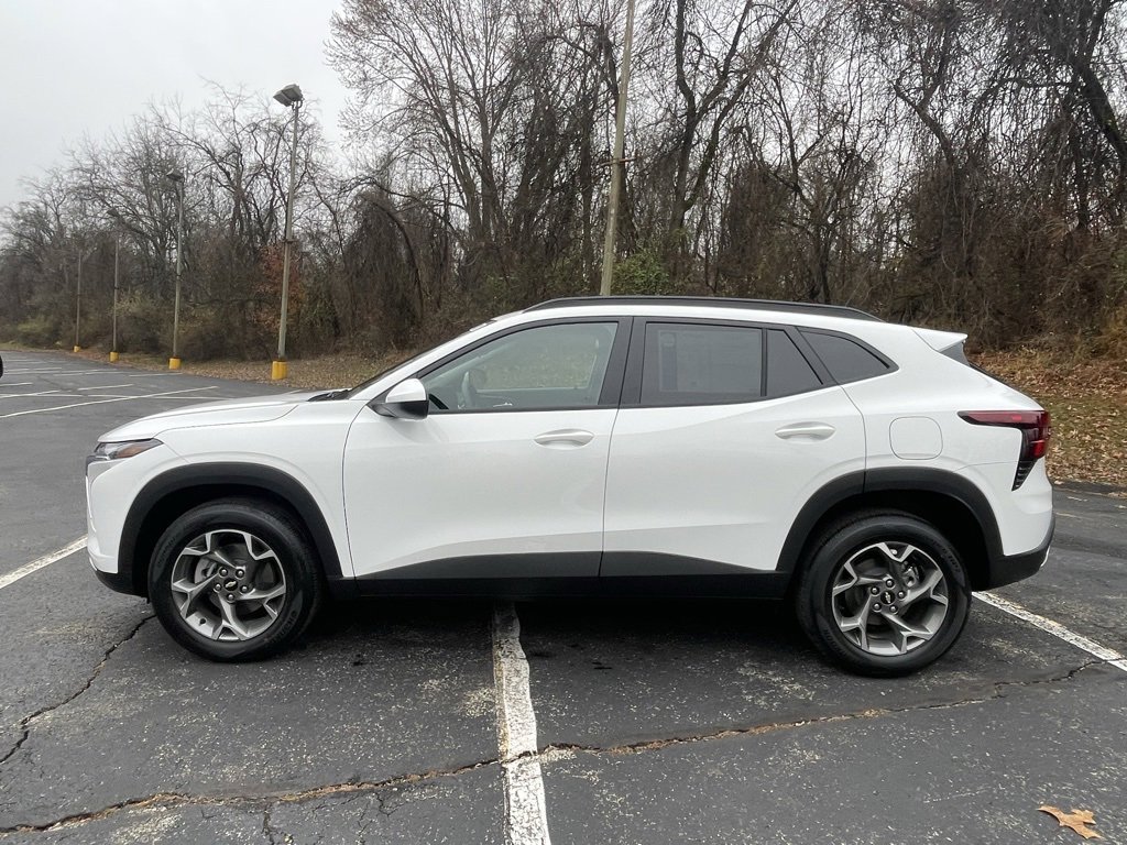 Certified 2026 Chevrolet Trax LT image 6