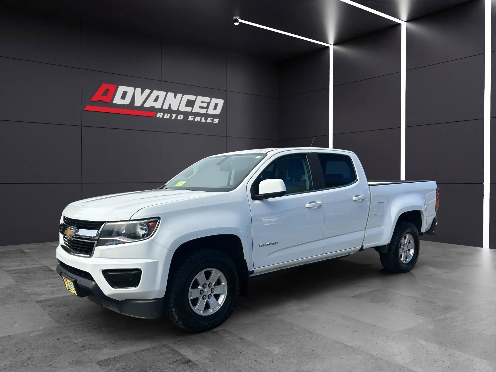 Used 2018 Chevrolet Colorado W/T image 3