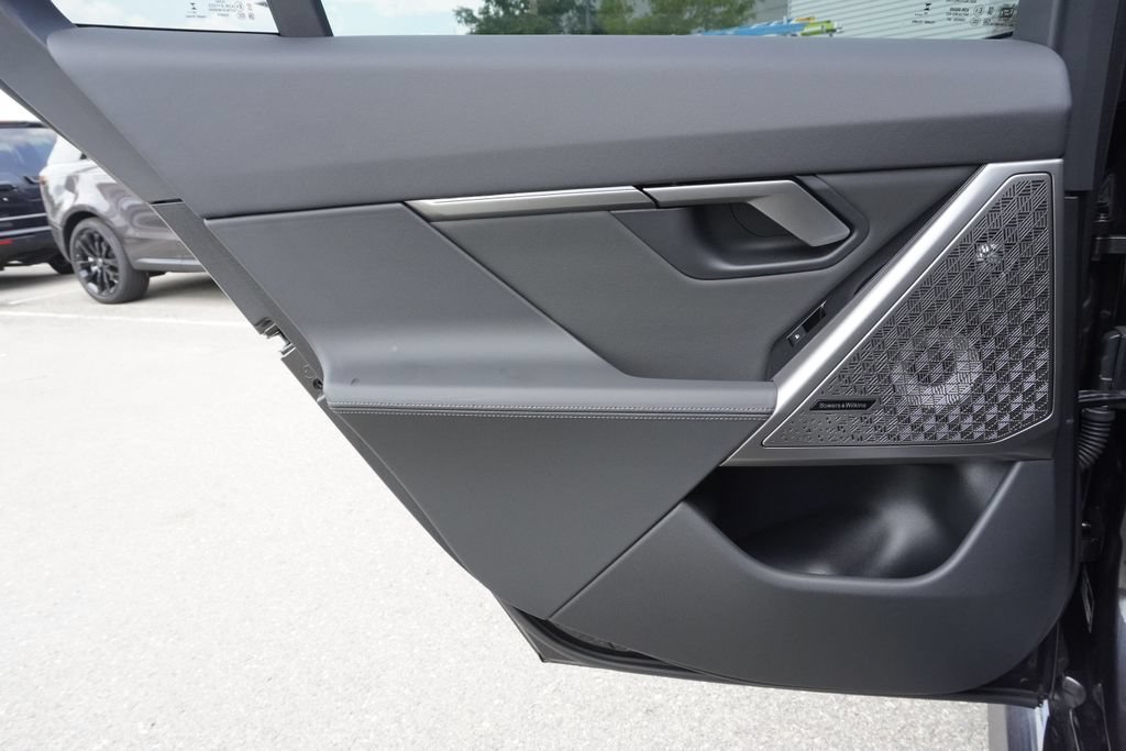 Used 2026 BMW M5 Touring AWD/4WD image 28