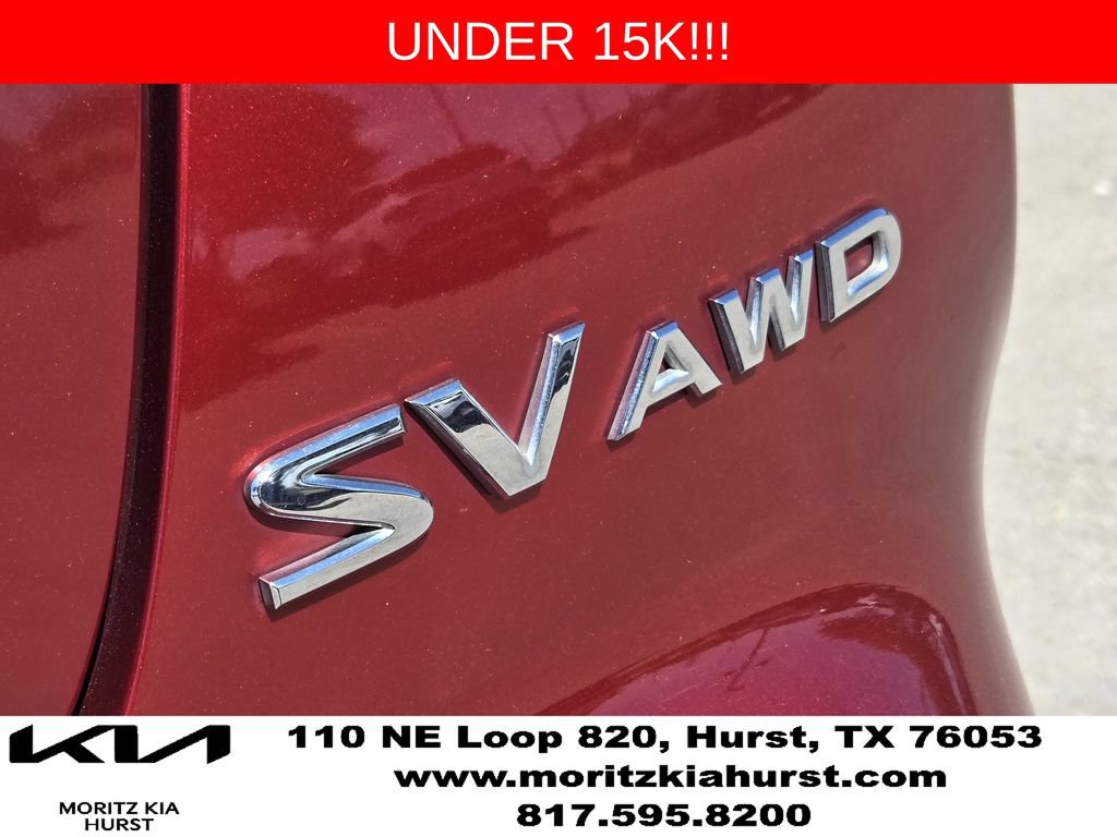 Used 2016 Nissan Juke SV AWD/4WD image 16