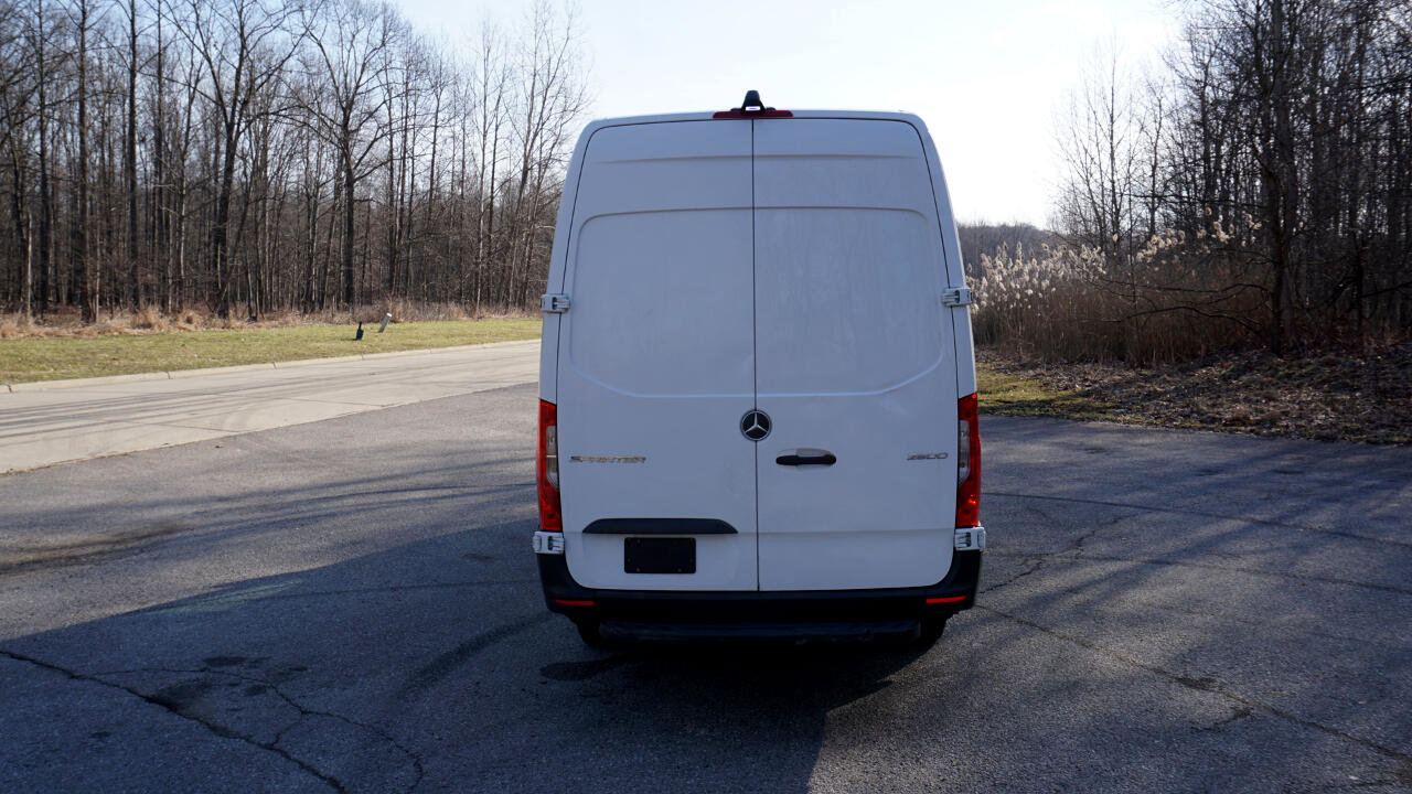 Used 2020 Mercedes-Benz Sprinter 2500 w/ Driver Convenience Package image 4