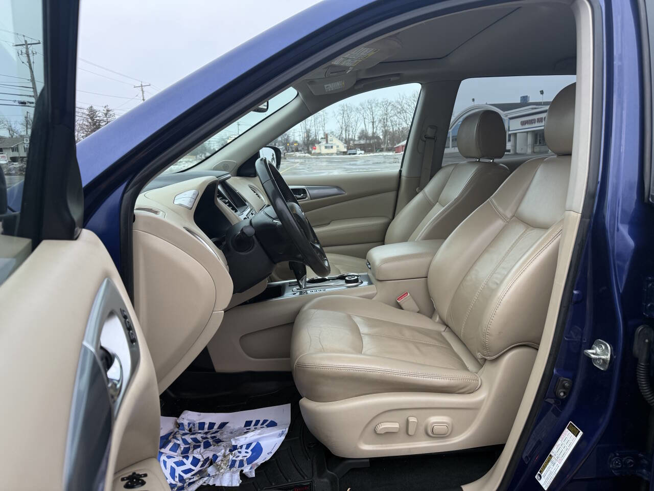 Used 2017 Nissan Pathfinder SL w/ SL Premium Package image 13