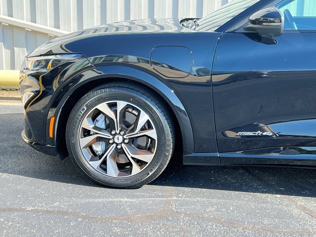 Used 2023 Ford Mustang Mach-E Premium AWD/4WD image 31